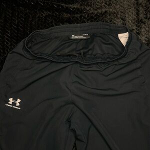 Under armour workout pants loose fit size Large